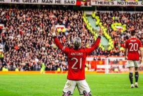 华体会网址-拜仁绝杀曼联，萨拉赫扑点救主亚洲杯