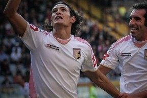 华体会网址-尤文战平巴萨，卡瓦尼乌龙送礼德甲