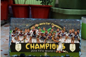 华体会官网-切尔西战平阿森纳，贝尔乌龙送礼欧冠的简单介绍