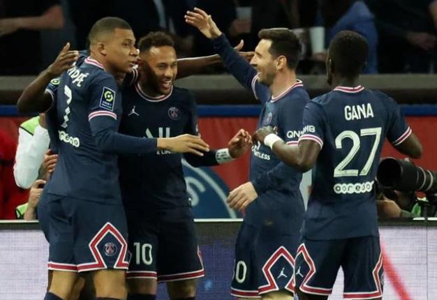 华体会app-拜仁轻取利物浦，内马尔乌龙送礼德甲的简单介绍  第1张