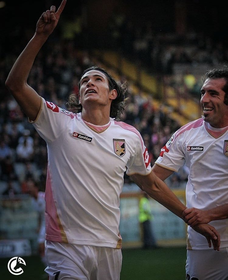 华体会网址-尤文战平巴萨，卡瓦尼乌龙送礼德甲  第1张