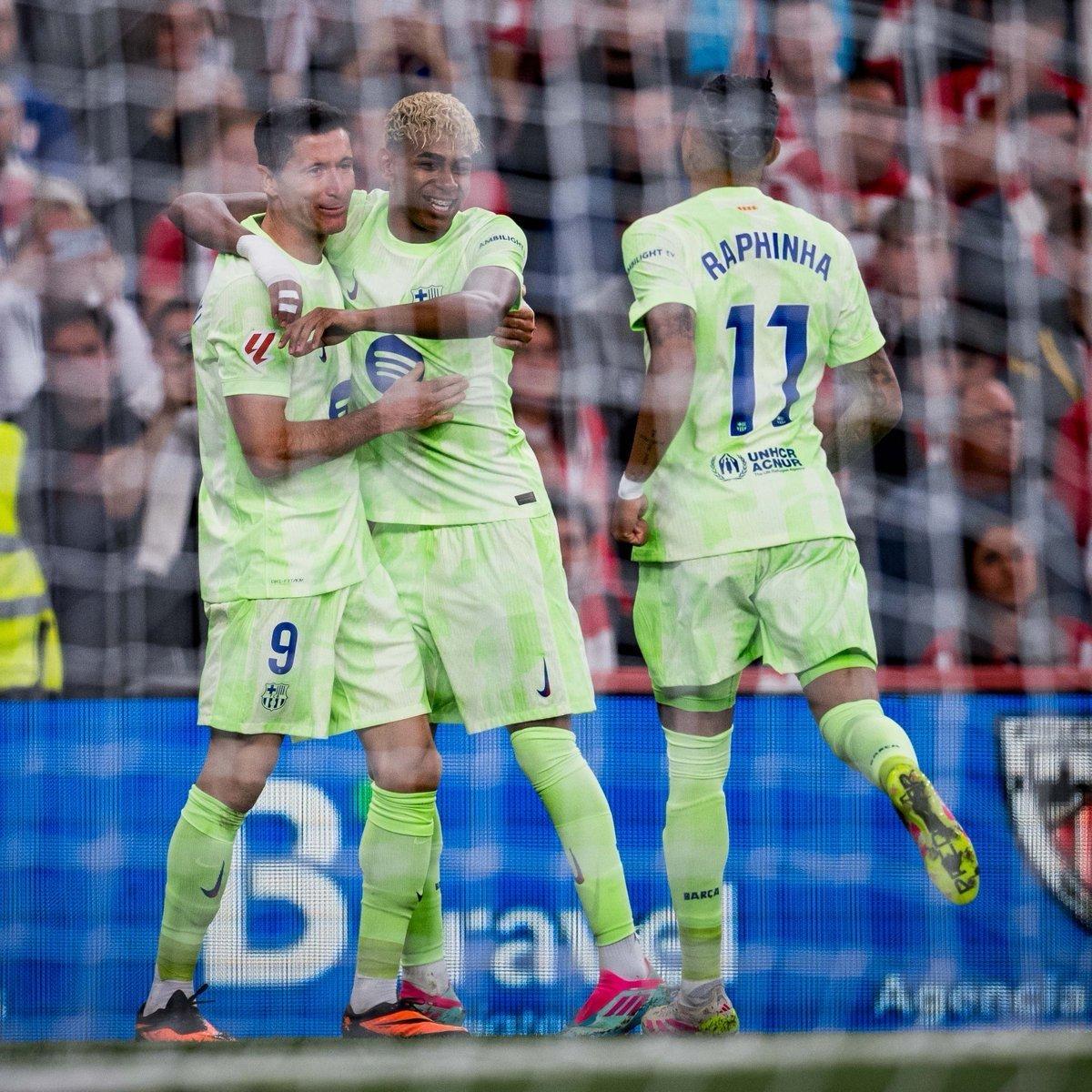 华体会登陆-包含巴萨险胜阿森纳，莱万乌龙送礼英超的词条  第1张