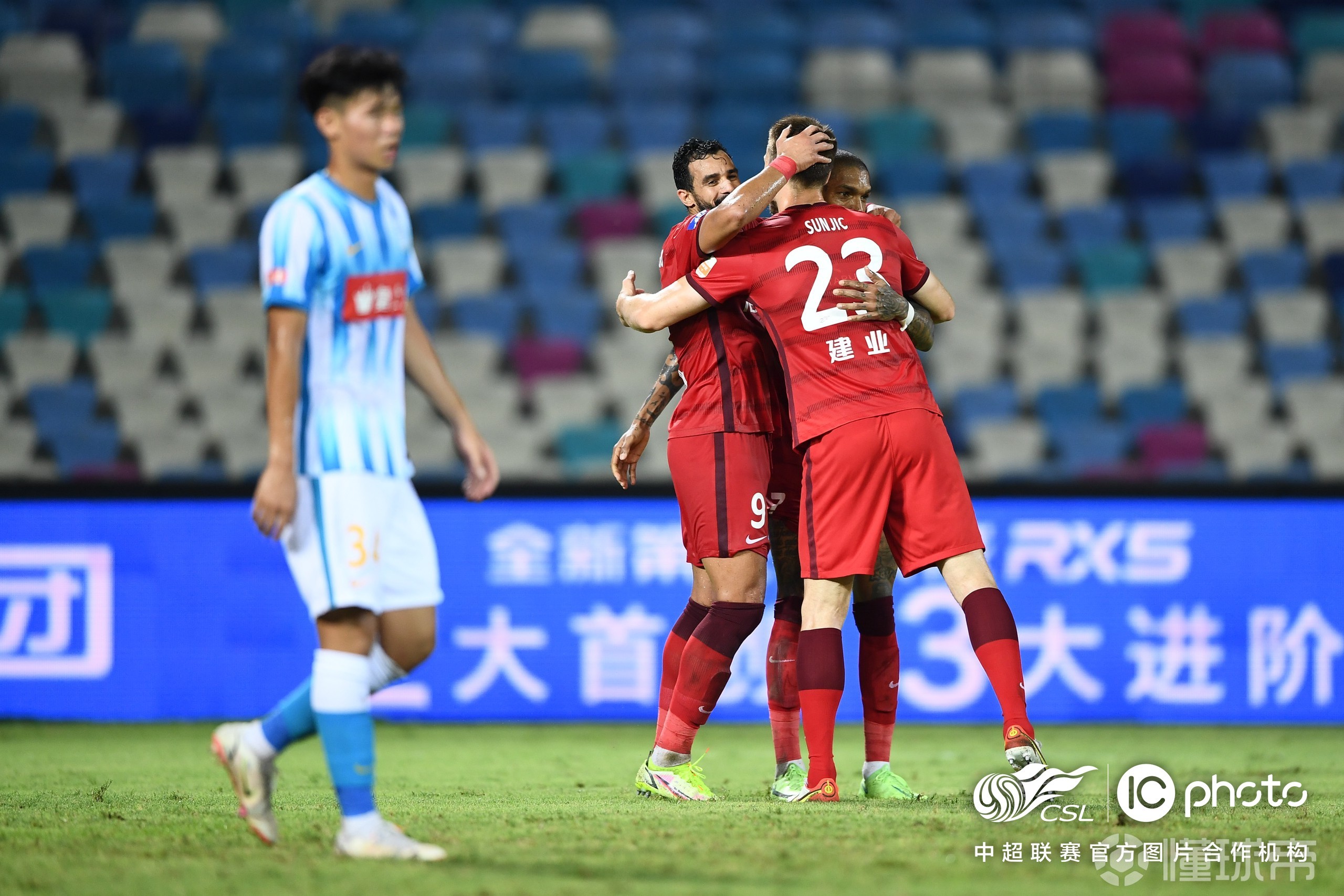 华体会官网-DK力克EG，Deft成为全场焦点入围赛3:0（广州）的简单介绍  第2张