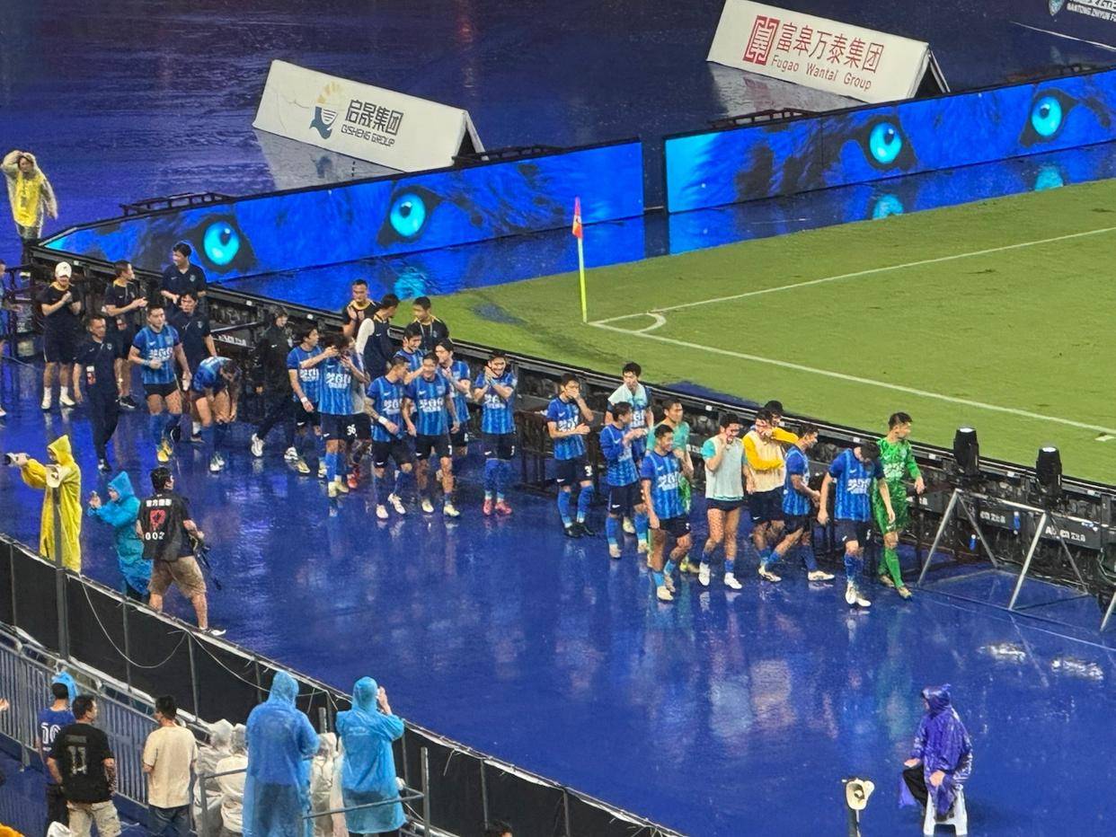 华体会-包含重庆力帆客场击败广州恒大，取得一波三连胜的词条  第2张